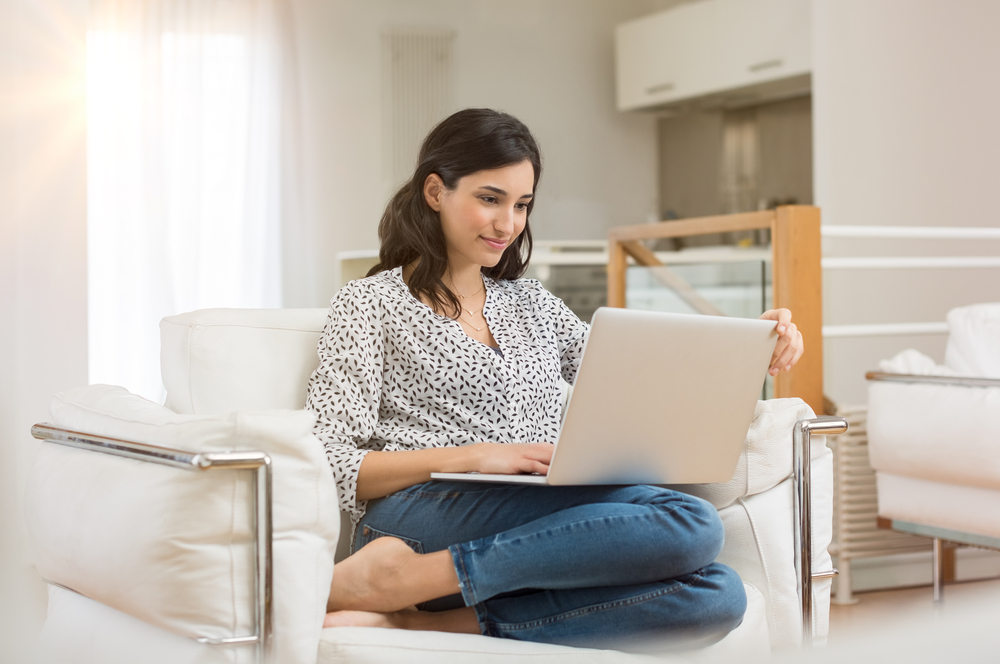 woman researching 3D mammogram vs ultrasound for dense breasts