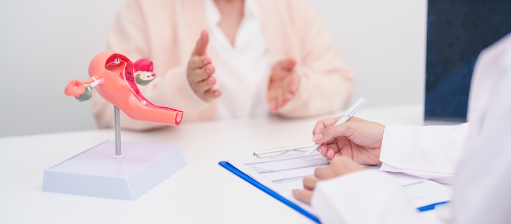 doctor discussing fibroids vs cysts in Maryland